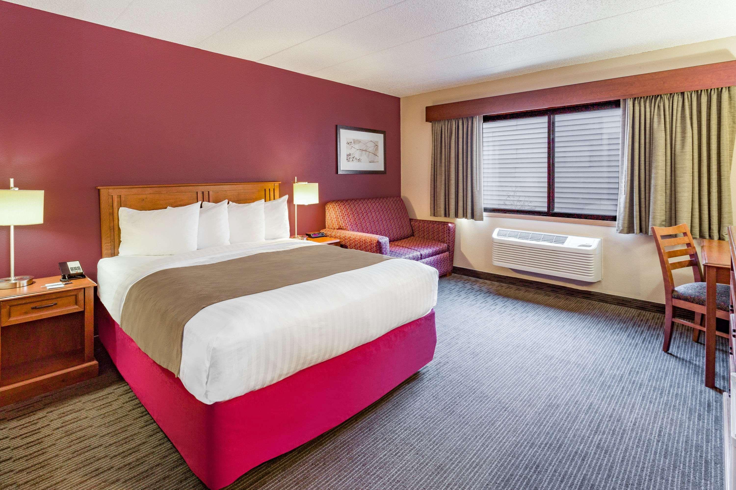Americinn By Wyndham Duluth South Proctor Black Woods Event Ctr Exterior photo