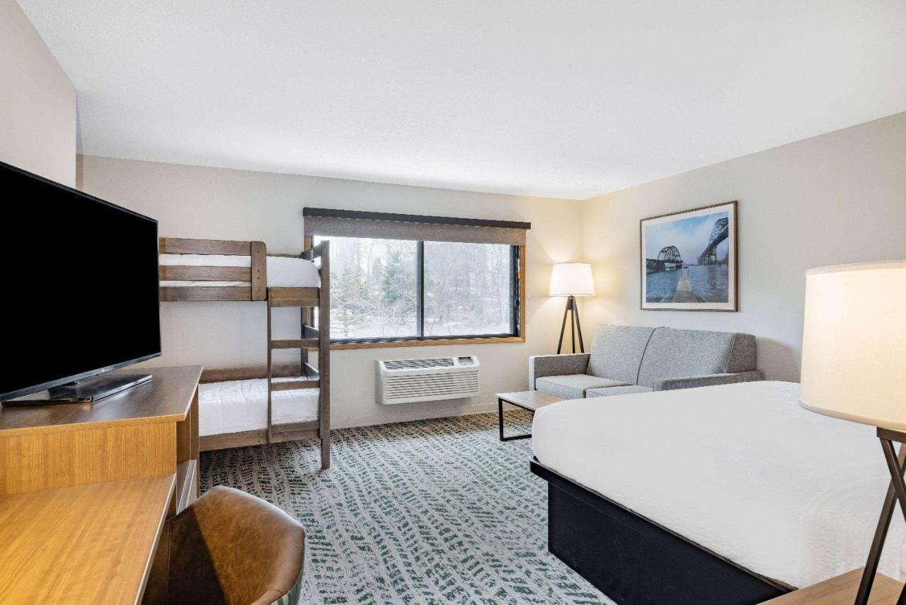 Americinn By Wyndham Duluth South Proctor Black Woods Event Ctr Exterior photo