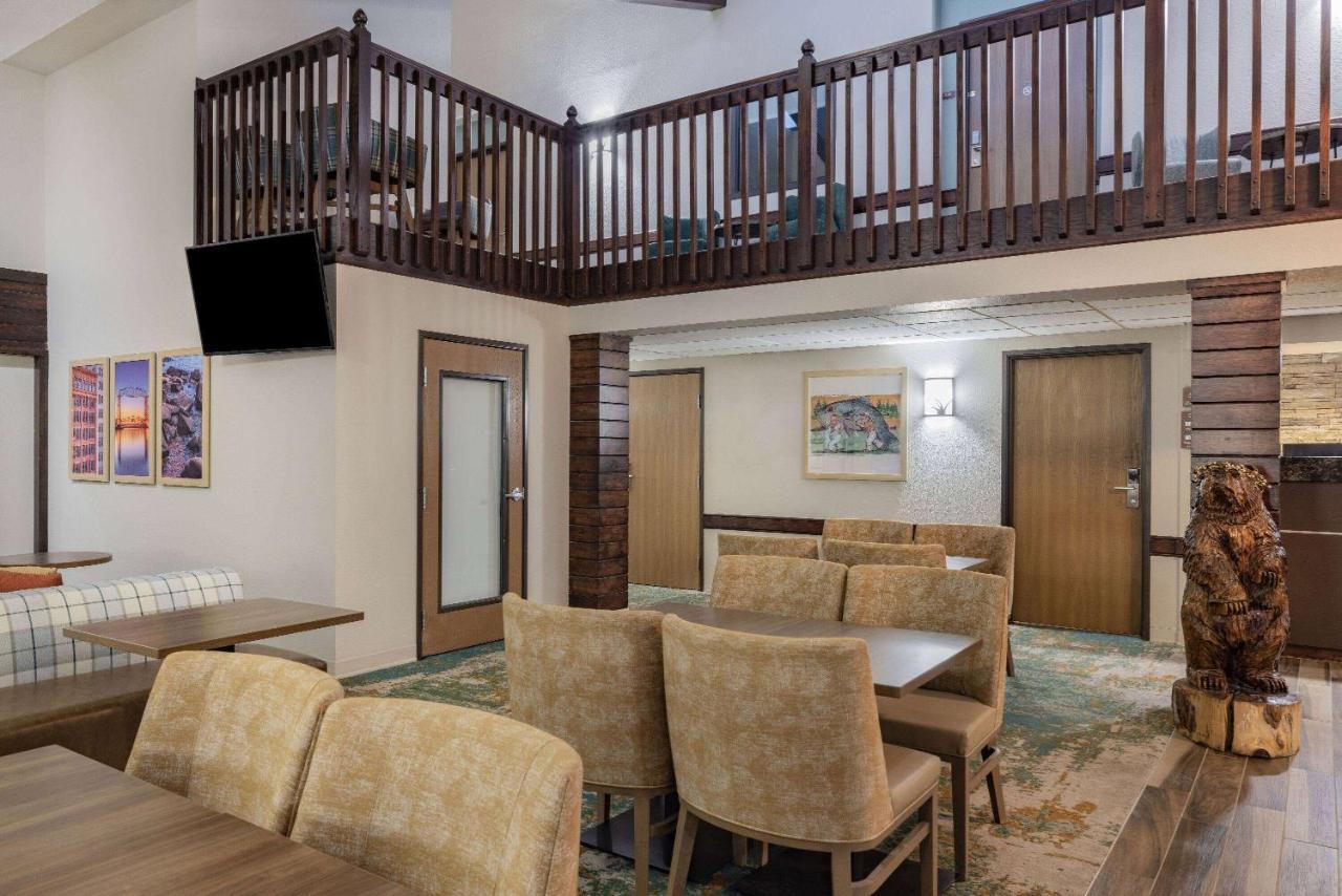 Americinn By Wyndham Duluth South Proctor Black Woods Event Ctr Exterior photo